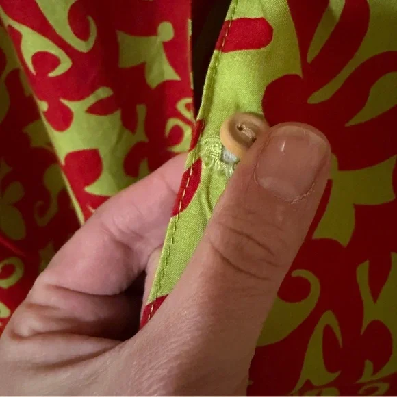 Floral Red and Green Manuheali’i Dress - Picture 15 of 15